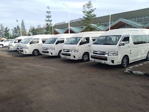 click Ethiopia car rental place picture